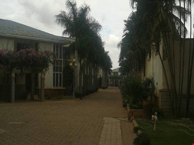 4 BHK Villa